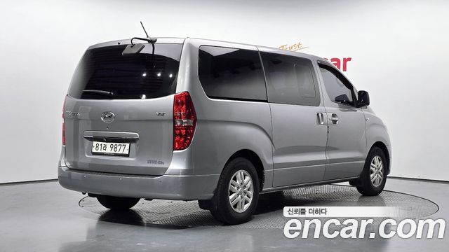Hyundai Starex 2016 — photo 2