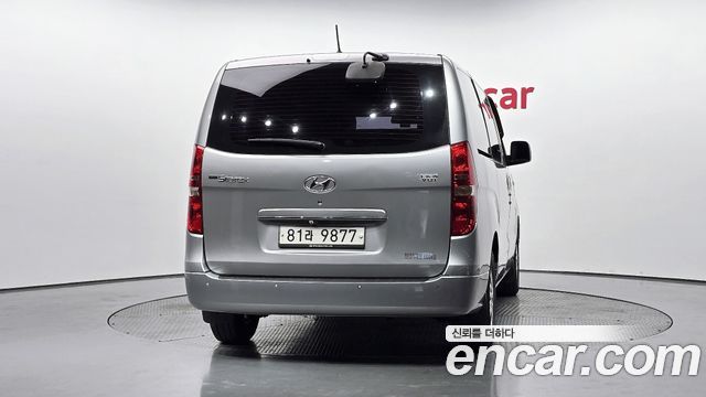 Hyundai Starex 2016 — photo 4