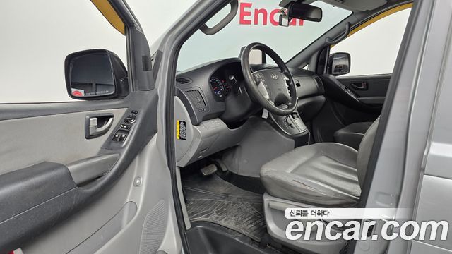 Hyundai Starex 2016 — photo 13