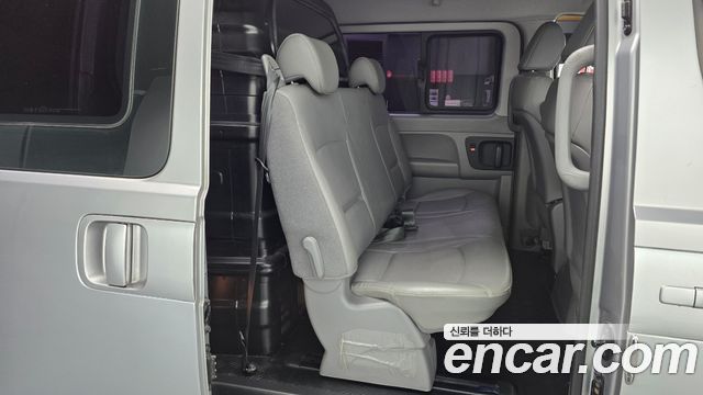 Hyundai Starex 2016 — photo 17