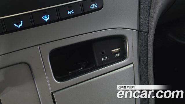 Hyundai Starex 2016 — photo 26