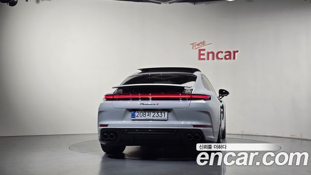 Porsche Panamera 2025 — photo 4