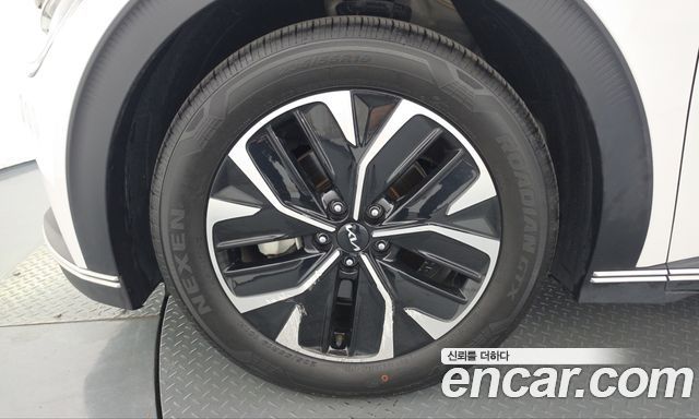 Kia EV6 2023 — photo 5