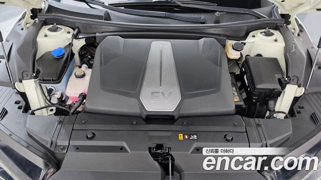 Kia EV6 2023 — photo 6