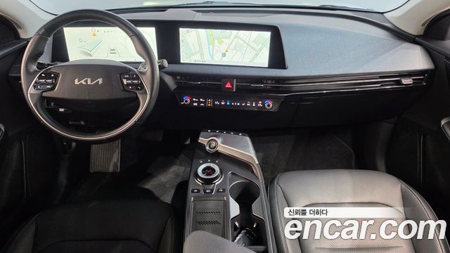 Kia EV6 2023 — photo 10