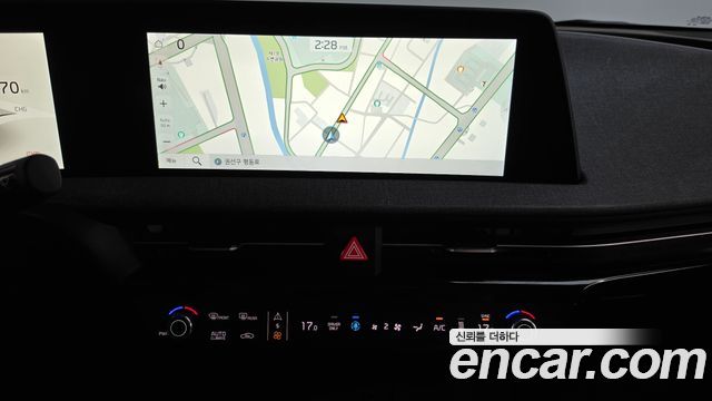 Kia EV6 2023 — photo 19