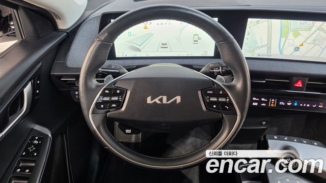 Kia EV6 2023 — photo 20