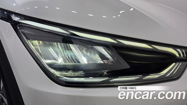 Kia EV6 2023 — photo 8