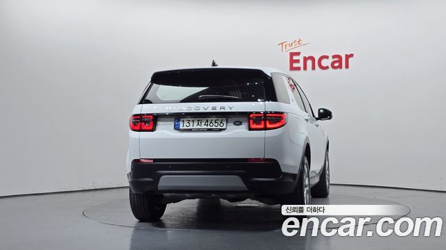 Land Rover Discovery Sport 2021 — photo 4