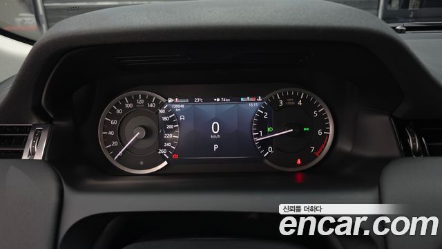 Land Rover Discovery Sport 2021 — photo 11