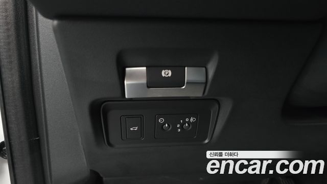 Land Rover Discovery Sport 2021 — photo 27