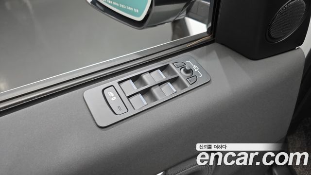 Land Rover Discovery Sport 2021 — photo 29