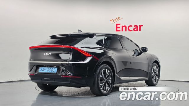 Kia EV6 2022 — photo 2