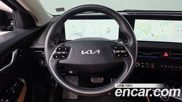 Kia EV6 2022 — photo 18