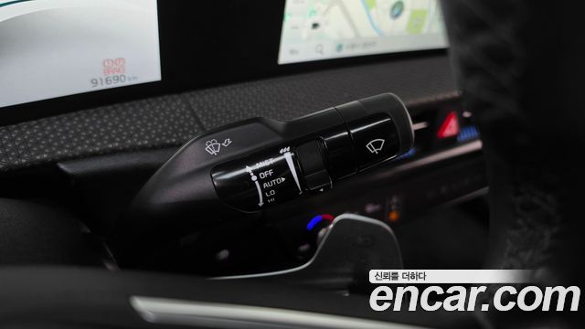 Kia EV6 2022 — photo 27