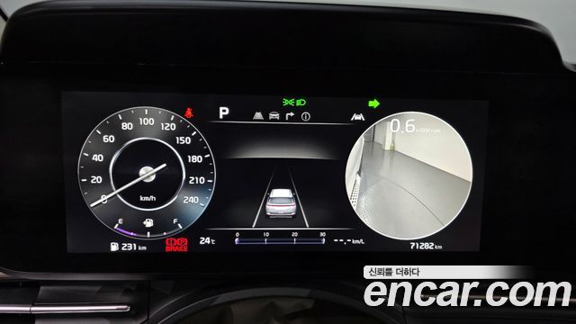 Kia Canival 2022 — photo 11