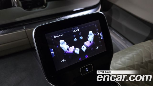 Kia Canival 2022 — photo 24