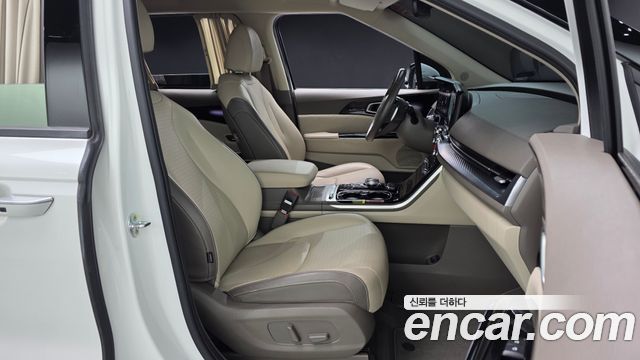 Kia Canival 2022 — photo 16