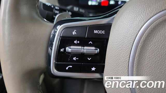 Kia Canival 2022 — photo 29
