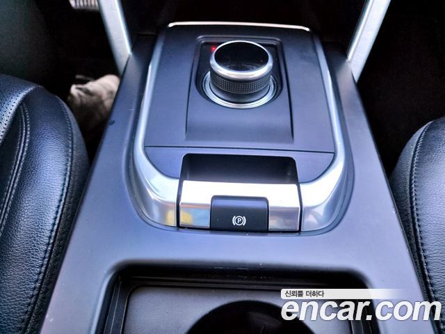 Land Rover Discovery Sport 2018 — photo 10