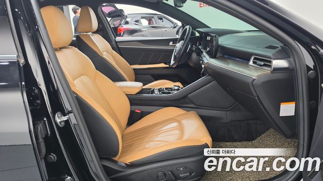 Kia K5 2023 — photo 11