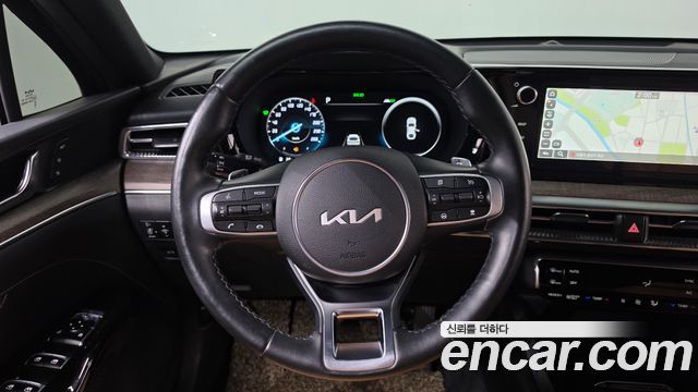 Kia K5 2023 — photo 13