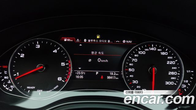 Audi A6 2018 — photo 14