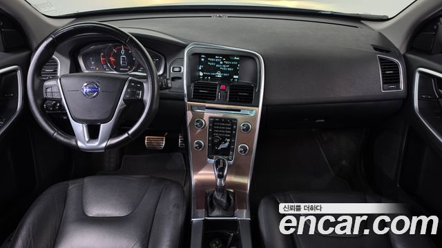 Volvo XC60 2016 — photo 7