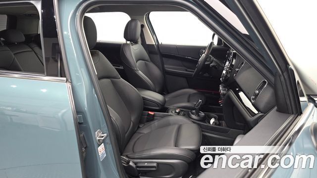 Mini Countryman 2022 — photo 16