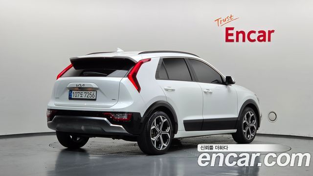 Kia Niro 2022 — photo 2