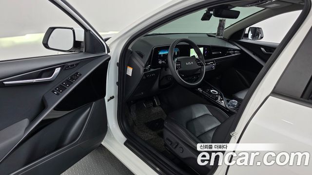 Kia Niro 2022 — photo 13
