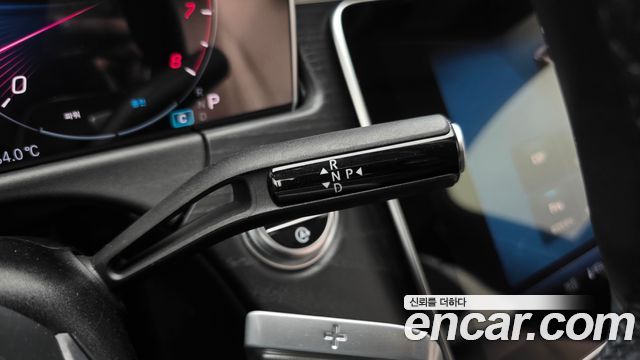 Mercedes-Benz E-Class 2024 — photo 10