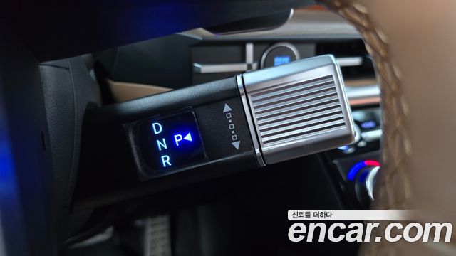 Hyundai Santafe 2024 — photo 9