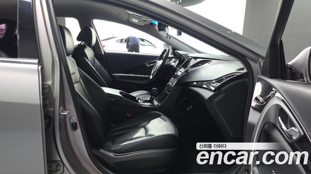 Hyundai Grandeur 2012 — photo 17