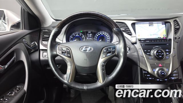 Hyundai Grandeur 2012 — photo 19
