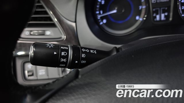 Hyundai Grandeur 2012 — photo 24