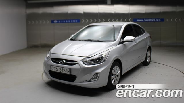 Hyundai Accent 2015 — photo 1