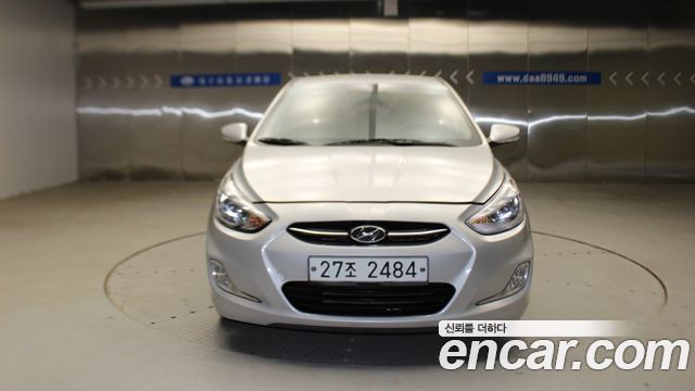 Hyundai Accent 2015 — photo 3