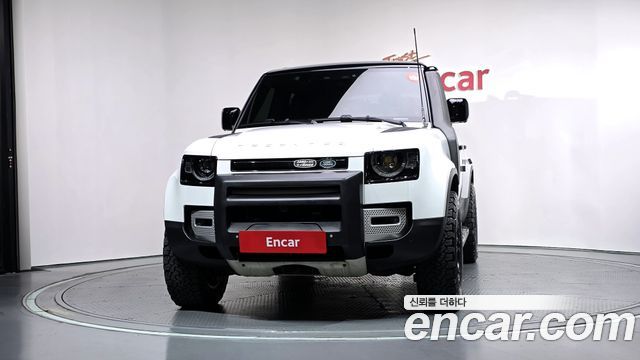 Land Rover Defender 2022 — photo 3