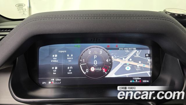 Land Rover Defender 2022 — photo 11