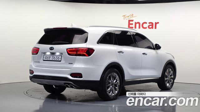 Kia Sorento 2019 — photo 2