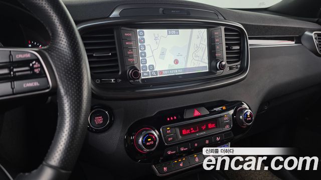 Kia Sorento 2019 — photo 13