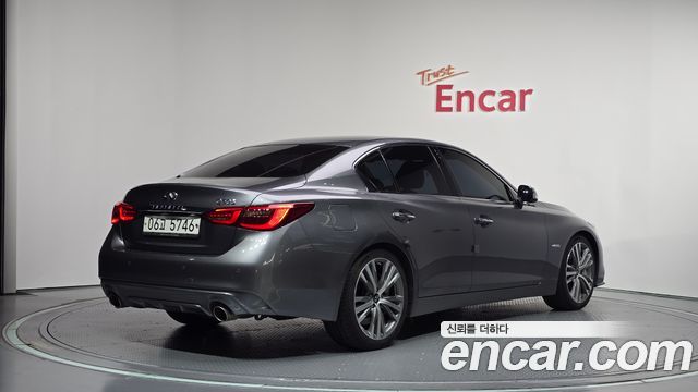 Infiniti Q50 2018 — photo 2