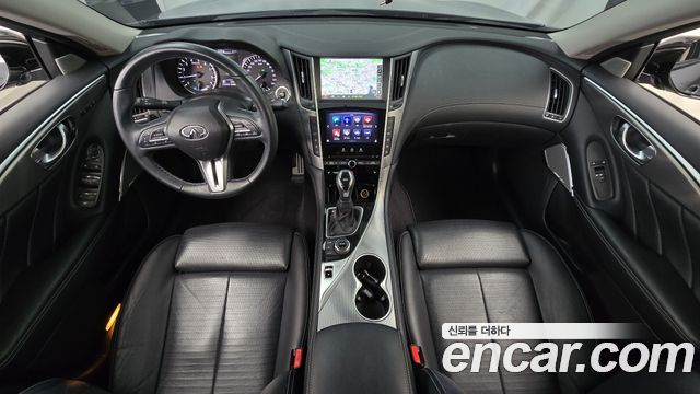 Infiniti Q50 2018 — photo 10