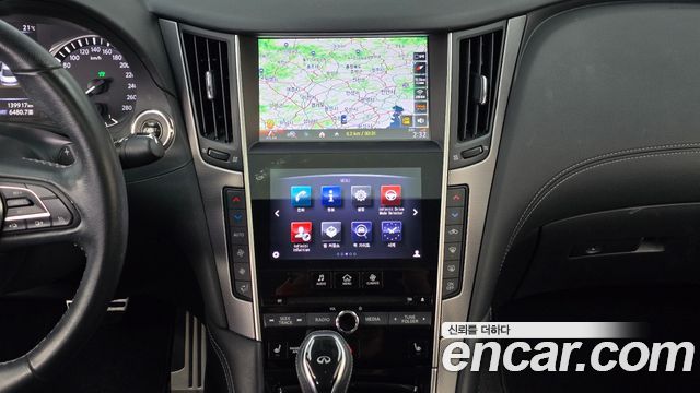 Infiniti Q50 2018 — photo 20