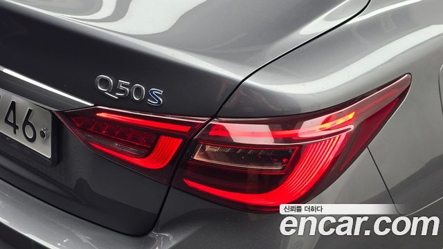Infiniti Q50 2018 — photo 9