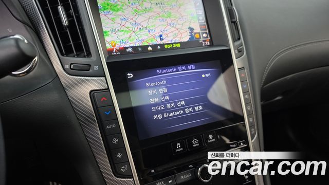 Infiniti Q50 2018 — photo 30