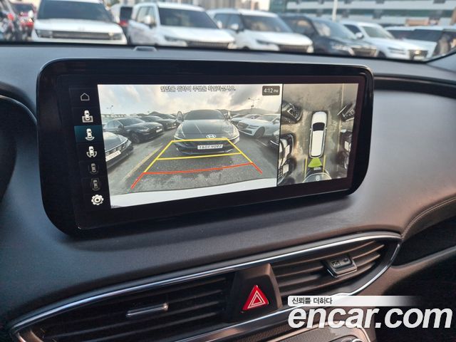 Hyundai Santafe 2023 — photo 19