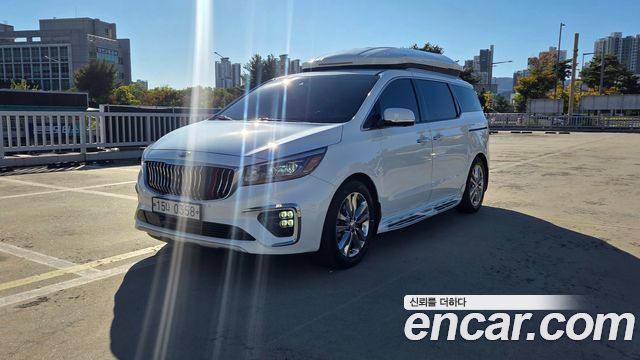 Kia Canival 2017 — photo 2