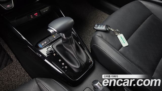 Kia Stonic 2019 — photo 12